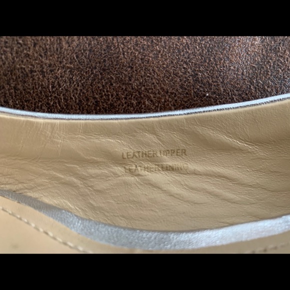 Vera Wang Silver Crystal Peep-Toe Flats Size 7 - Picture 8 of 8